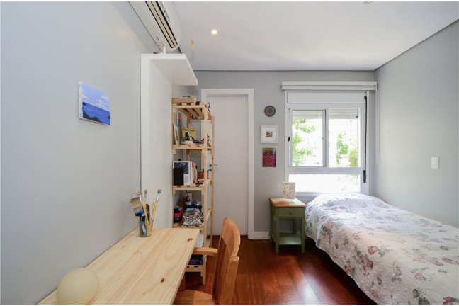 Imagem Imóvel com 3 Quartos à Venda, em Morumbi - São Paulo Imagem Imóvel com 3 Quartos à Venda, em Morumbi - São Paulo