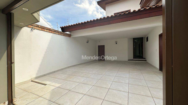 Imagem Casa com 3 Quartos para Alugar, 318 m² em Santa Rosalia - Sorocaba