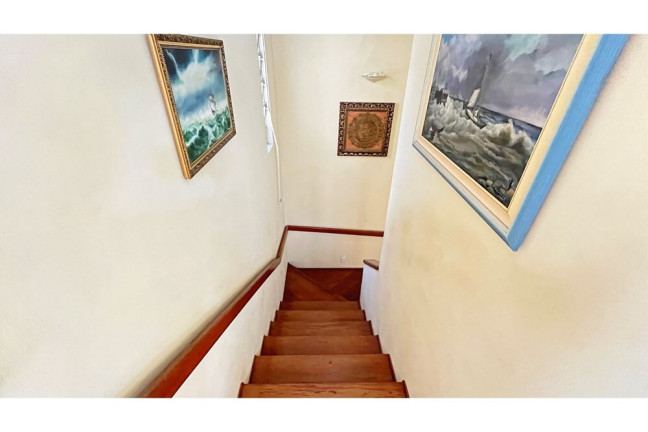 Imagem Casa com 3 Quartos à Venda, 229 m² em Ipanema - Porto Alegre Imagem Casa com 3 Quartos à Venda, 229 m² em Ipanema - Porto Alegre