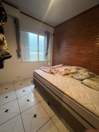 Imagem Casa com 5 Quartos à Venda, 180 m² em Centro - Guaratuba Imagem Casa com 5 Quartos à Venda, 180 m² em Centro - Guaratuba