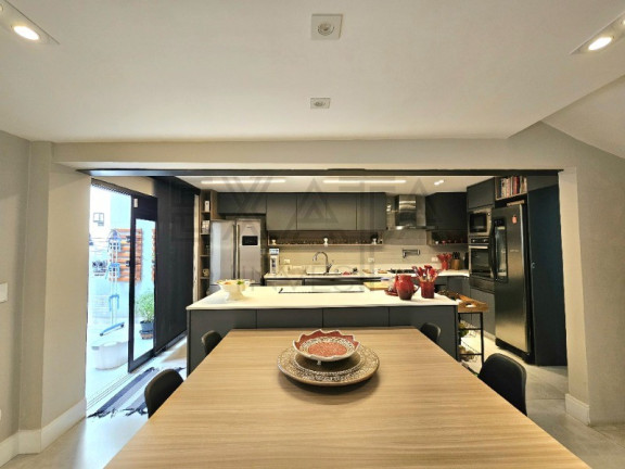 Imagem Casa com 3 Quartos à Venda, 408 m² em Brooklin Paulista - São Paulo Imagem Casa com 3 Quartos à Venda, 408 m² em Brooklin Paulista - São Paulo