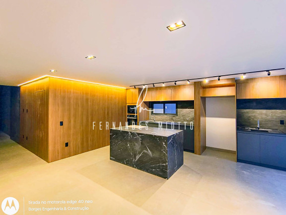 Imagem Casa de Condomínio com 4 Quartos à Venda, 344 m² em Laguna - Várzea Paulista