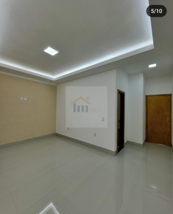 Imagem Casa com 3 Quartos à Venda, 118 m² em Setor Garavelo - Goiânia Imagem Casa com 3 Quartos à Venda, 118 m² em Setor Garavelo - Goiânia