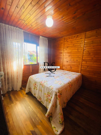 Imagem Casa com 4 Quartos à Venda, 120 m² em Centro - Torres Imagem Casa com 4 Quartos à Venda, 120 m² em Centro - Torres