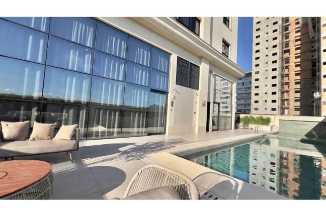 Imagem Imóvel com 4 Quartos à Venda, 138 m² em Centro - Balneário Camboriú Imagem Imóvel com 4 Quartos à Venda, 138 m² em Centro - Balneário Camboriú