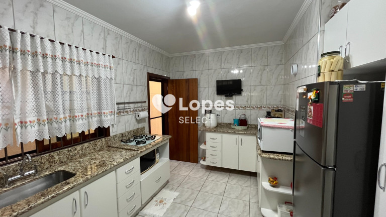 Imagem Casa com 3 Quartos à Venda, 190 m² em Santo Antônio - Louveira Imagem Casa com 3 Quartos à Venda, 190 m² em Santo Antônio - Louveira