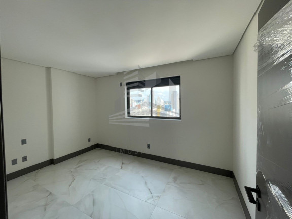Imagem Apartamento com 3 Quartos à Venda, 130 m² em Centro - Balneário Camboriú Imagem Apartamento com 3 Quartos à Venda, 130 m² em Centro - Balneário Camboriú