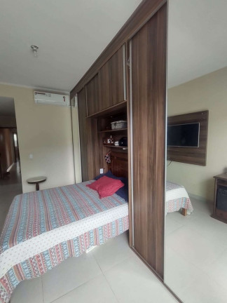 Imagem Casa com 4 Quartos à Venda, 225 m² em Jardim Flamboyant - Cabo Frio Imagem Casa com 4 Quartos à Venda, 225 m² em Jardim Flamboyant - Cabo Frio