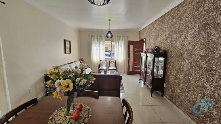 Imagem Sobrado com 5 Quartos à Venda, 202 m² em Botujuru - Mogi Das Cruzes Imagem Sobrado com 5 Quartos à Venda, 202 m² em Botujuru - Mogi Das Cruzes
