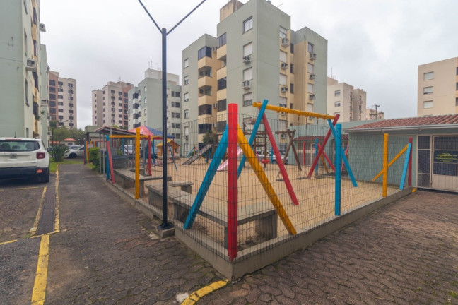 Imagem Imóvel com 2 Quartos à Venda, 52 m² em Sarandi - Porto Alegre