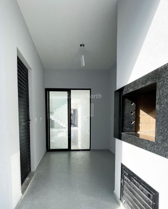 Imagem Sobrado com 3 Quartos à Venda, 155 m² em Centro - Itajaí