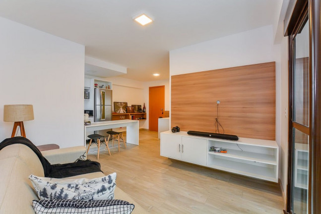 Imagem Apartamento com 1 Quarto à Venda, 30 m² em água Verde - Curitiba