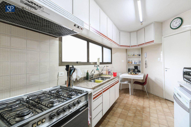 Imagem Apartamento com 4 Quartos à Venda, 173 m² em Itaim Bibi - São Paulo Imagem Apartamento com 4 Quartos à Venda, 173 m² em Itaim Bibi - São Paulo