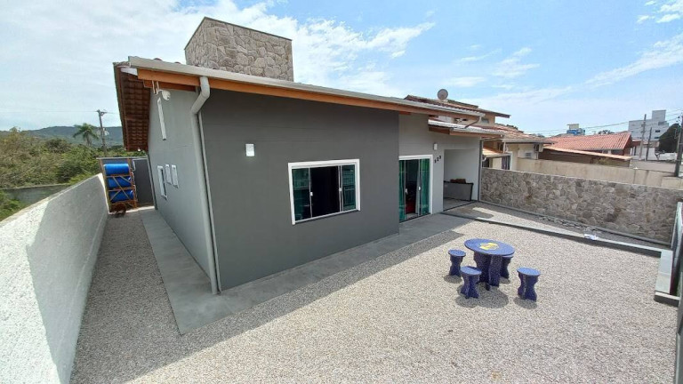 Imagem Casa com 3 Quartos à Venda, 105 m² em Bombas - Bombinhas Imagem Casa com 3 Quartos à Venda, 105 m² em Bombas - Bombinhas