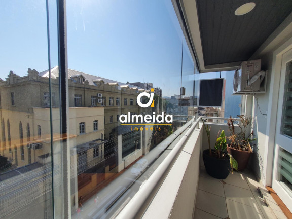 Apartamento com 3 Quartos à Venda, 217 m² em Centro - Santa Maria