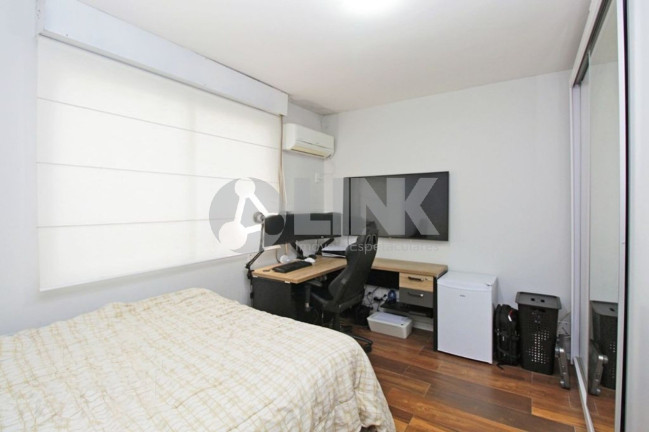 Imagem Apartamento com 3 Quartos à Venda, 78 m² em São João - Porto Alegre