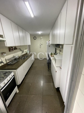 Imagem Apartamento com 3 Quartos à Venda, 240 m² em Itaim Bibi - São Paulo Imagem Apartamento com 3 Quartos à Venda, 240 m² em Itaim Bibi - São Paulo