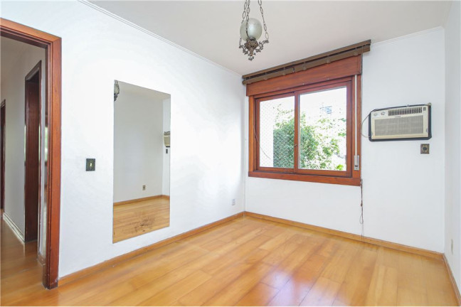 Imagem Apartamento com 3 Quartos à Venda, 135 m² em Higienópolis - Porto Alegre Imagem Apartamento com 3 Quartos à Venda, 135 m² em Higienópolis - Porto Alegre