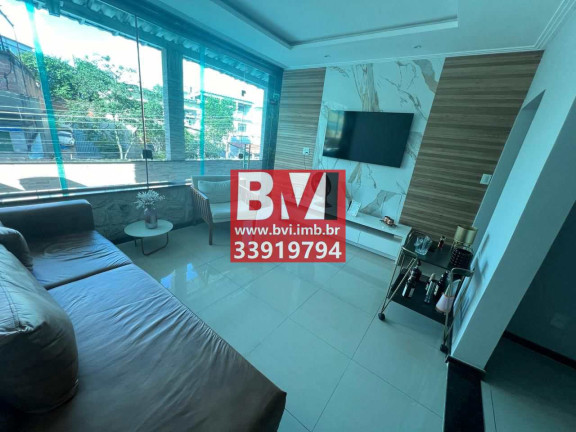 Imagem Casa com 3 Quartos à Venda, 500 m² em Jardim Vinte E Cinco De Agosto - Duque De Caxias Imagem Casa com 3 Quartos à Venda, 500 m² em Jardim Vinte E Cinco De Agosto - Duque De Caxias