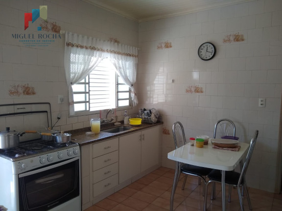 Imagem Casa com 2 Quartos à Venda, 100 m² em Centro - Tatuí Imagem Casa com 2 Quartos à Venda, 100 m² em Centro - Tatuí