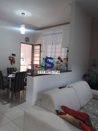 Imagem Casa com 3 Quartos à Venda, 140 m² em São Lourenço - Ouroeste Imagem Casa com 3 Quartos à Venda, 140 m² em São Lourenço - Ouroeste