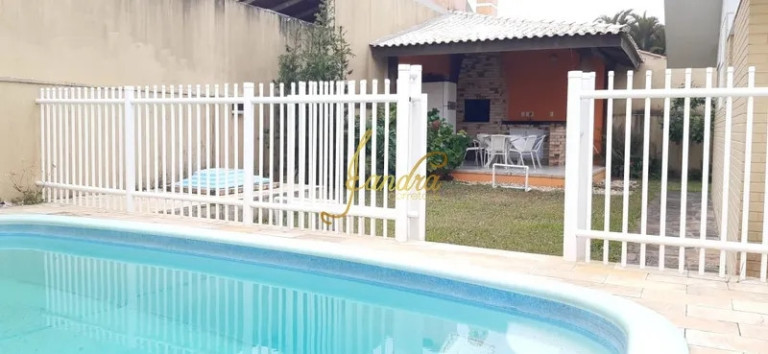 Imagem Casa com 4 Quartos à Venda, 350 m² em Atlantida - Xangri-la Imagem Casa com 4 Quartos à Venda, 350 m² em Atlantida - Xangri-la