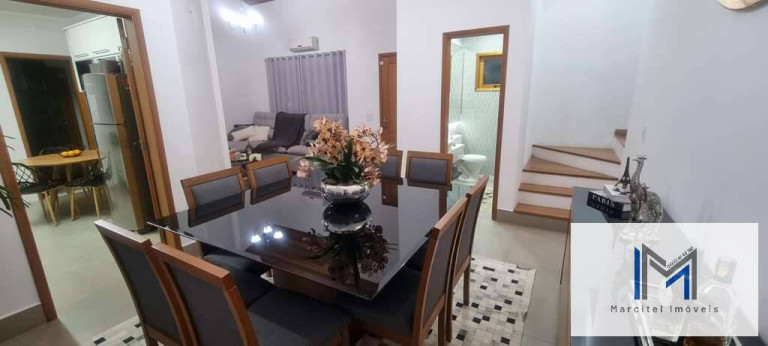 Imagem Casa de Condomínio com 3 Quartos à Venda, 453 m² em Jardim Ana Estela - Carapicuíba