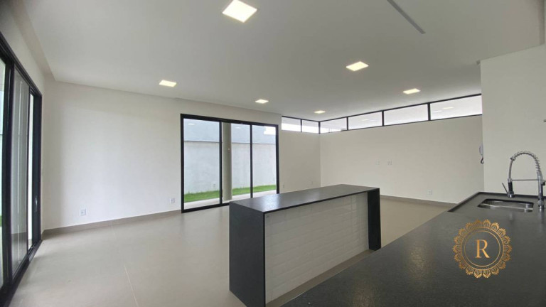 Imagem Casa com 4 Quartos à Venda, 322 m² em Morada Do Sol - Vila Velha Imagem Casa com 4 Quartos à Venda, 322 m² em Morada Do Sol - Vila Velha