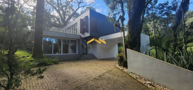Imagem Casa com 4 Quartos à Venda, 345 m² em Floresta - Gramado Imagem Casa com 4 Quartos à Venda, 345 m² em Floresta - Gramado