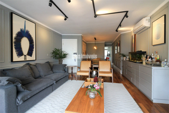 Imagem Apartamento com 2 Quartos à Venda, 145 m² em Pinheiros - São Paulo Imagem Apartamento com 2 Quartos à Venda, 145 m² em Pinheiros - São Paulo