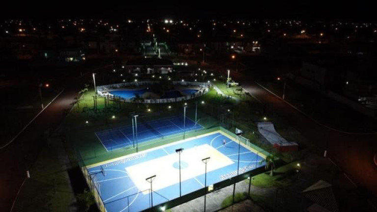 Imagem Imóvel com 4 Quartos à Venda, 250 m² em Centro - Peruíbe Imagem Imóvel com 4 Quartos à Venda, 250 m² em Centro - Peruíbe