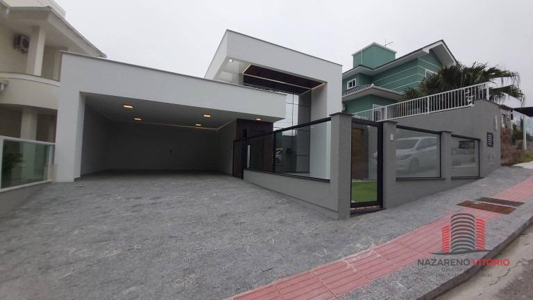 Imagem Casa com 3 Quartos à Venda, 163 m² em Pedra Branca - Palhoça Imagem Casa com 3 Quartos à Venda, 163 m² em Pedra Branca - Palhoça