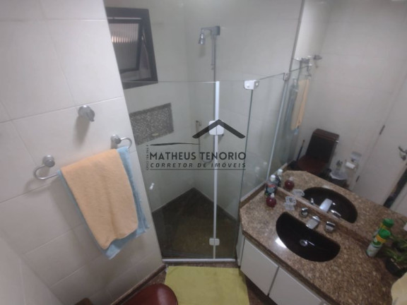 Imagem Apartamento com 3 Quartos à Venda, 130 m² Imagem Apartamento com 3 Quartos à Venda, 130 m²