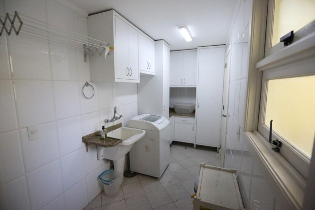 Imagem Casa com 4 Quartos à Venda, 290 m² em Sarandi - Porto Alegre Imagem Casa com 4 Quartos à Venda, 290 m² em Sarandi - Porto Alegre