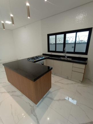 Imagem Sobrado com 3 Quartos à Venda, 145 m² em Villas Do Jaguari - Santana De Parnaíba Imagem Sobrado com 3 Quartos à Venda, 145 m² em Villas Do Jaguari - Santana De Parnaíba