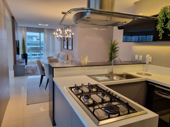 Imagem Apartamento com 3 Quartos à Venda, 152 m² em Centro - Balneário Camboriú Imagem Apartamento com 3 Quartos à Venda, 152 m² em Centro - Balneário Camboriú