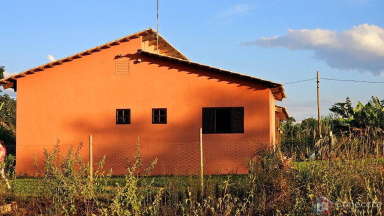 Imagem Imóvel com 2 Quartos à Venda, 2.000 m² em Centro - Patos De Minas Imagem Imóvel com 2 Quartos à Venda, 2.000 m² em Centro - Patos De Minas