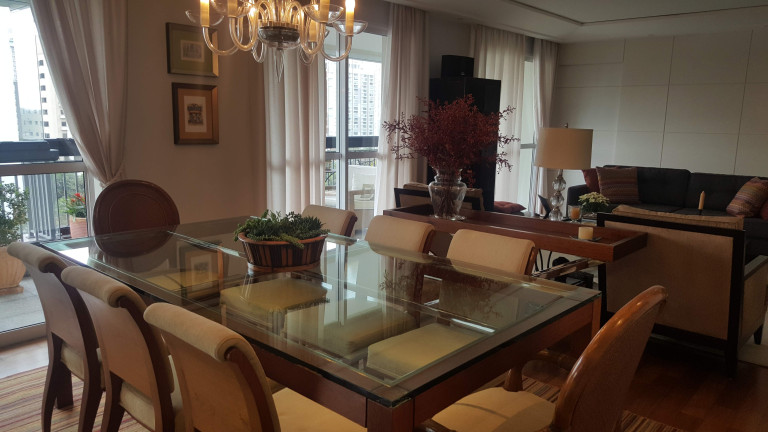 Imóvel com 4 Quartos à Venda, 252 m² em Campo Belo - São Paulo