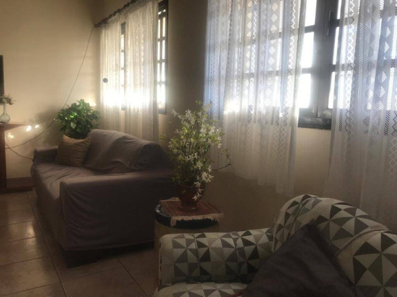 Imagem Casa com 3 Quartos à Venda, em Granjas Santa Terezinha - Taubaté Imagem Casa com 3 Quartos à Venda, em Granjas Santa Terezinha - Taubaté