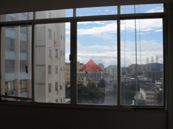 Sala Comercial à Venda, 49 m² em Centro - Niterói