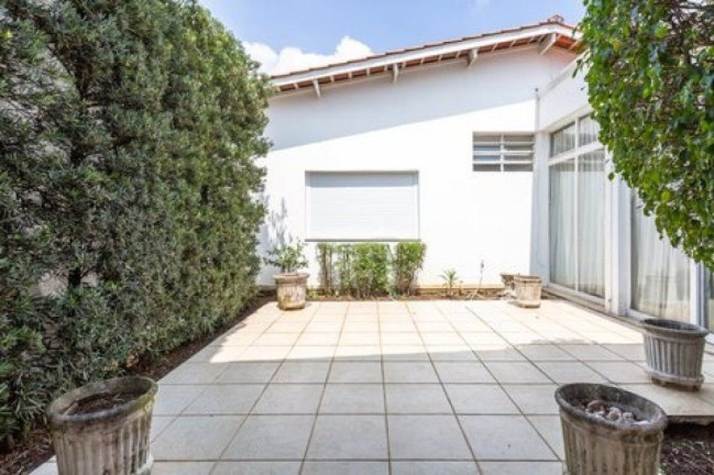 Imagem Casa com 3 Quartos à Venda, 160 m² em Sumaré - São Paulo Imagem Casa com 3 Quartos à Venda, 160 m² em Sumaré - São Paulo