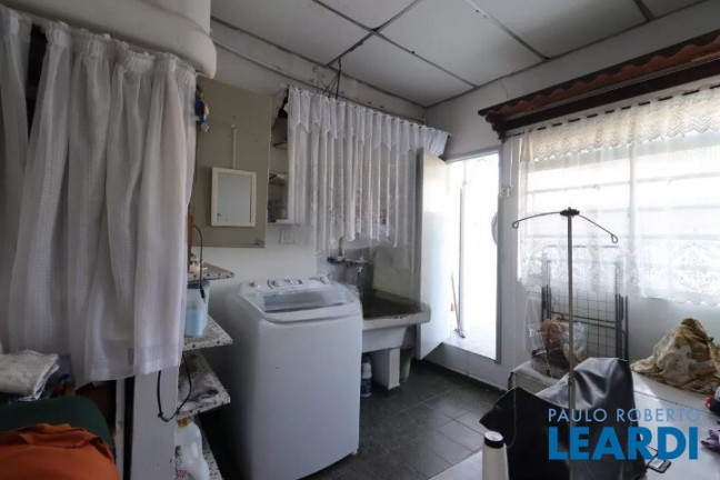 Imagem Casa com 3 Quartos para Alugar, 200 m² em Jardim Cristiane - Santo André Imagem Casa com 3 Quartos para Alugar, 200 m² em Jardim Cristiane - Santo André