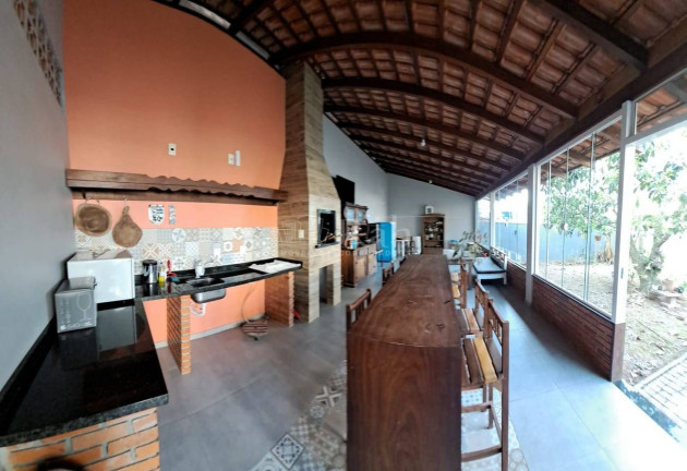Imagem Sobrado com 3 Quartos à Venda, 198 m² em Centro - Camboriú Imagem Sobrado com 3 Quartos à Venda, 198 m² em Centro - Camboriú