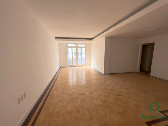 Imagem Apartamento com 3 Quartos à Venda, 120 m² em Santana - Porto Alegre Imagem Apartamento com 3 Quartos à Venda, 120 m² em Santana - Porto Alegre