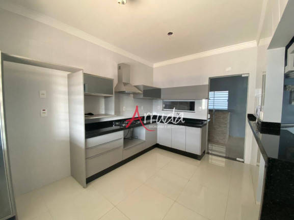 Imagem Sobrado com 3 Quartos à Venda, 162 m² em Centro - Cascavel Imagem Sobrado com 3 Quartos à Venda, 162 m² em Centro - Cascavel