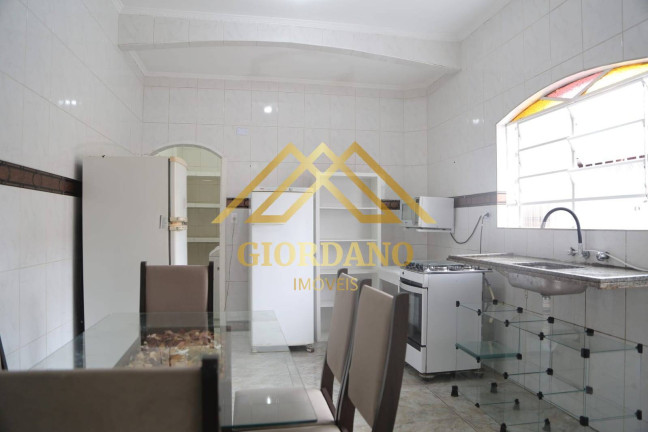 Imagem Casa com 4 Quartos para Alugar,  em Caiçara - Praia Grande