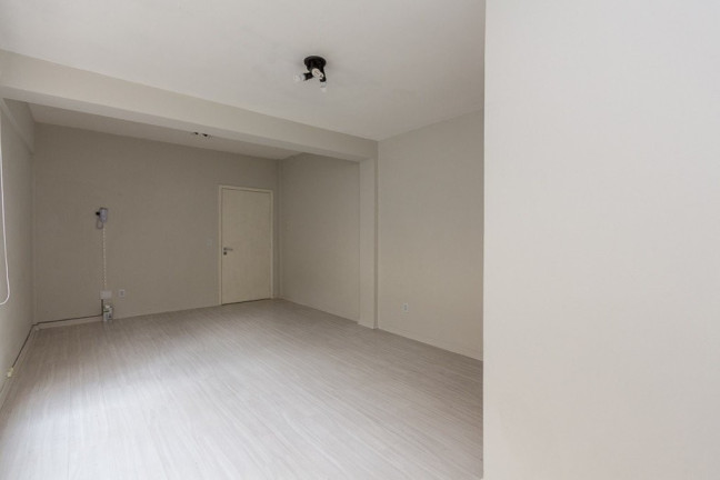 Imagem Sala Comercial à Venda, 26 m² em Tristeza - Porto Alegre Imagem Sala Comercial à Venda, 26 m² em Tristeza - Porto Alegre