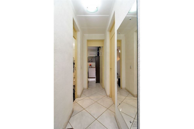 Imagem Imóvel com 2 Quartos à Venda, 52 m² em Vila Nova - Porto Alegre Imagem Imóvel com 2 Quartos à Venda, 52 m² em Vila Nova - Porto Alegre