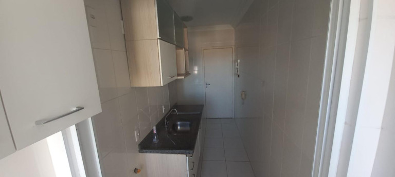 Imagem Imóvel com 3 Quartos à Venda, 74 m² Imagem Imóvel com 3 Quartos à Venda, 74 m²