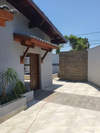 Imagem Casa com 5 Quartos à Venda, 240 m² em Indaiá - Bertioga Imagem Casa com 5 Quartos à Venda, 240 m² em Indaiá - Bertioga